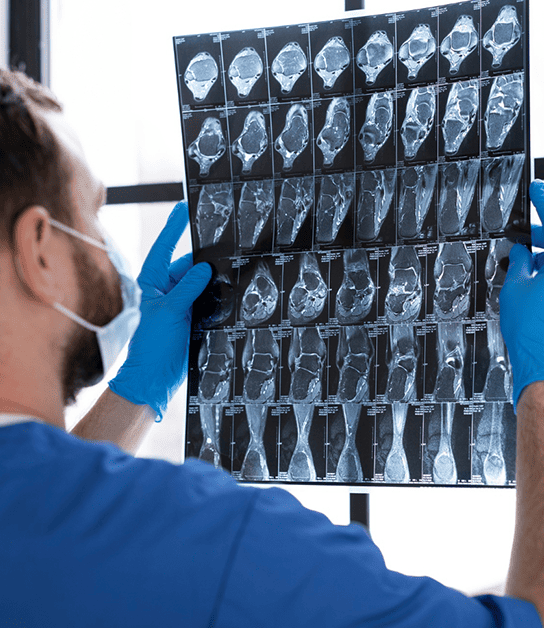 <strong>Consulta con especialista</strong> en <strong>neurocirugía en </strong>Hospital Star Médica Chihuahua y Élite Centro Médico