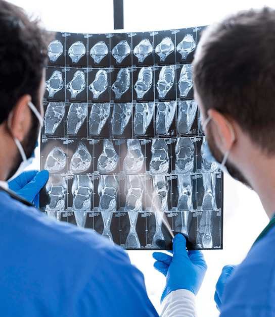 <strong>Los</strong> <strong>Mejores</strong> <strong>Neurocirujanos para </strong>tu Salud
